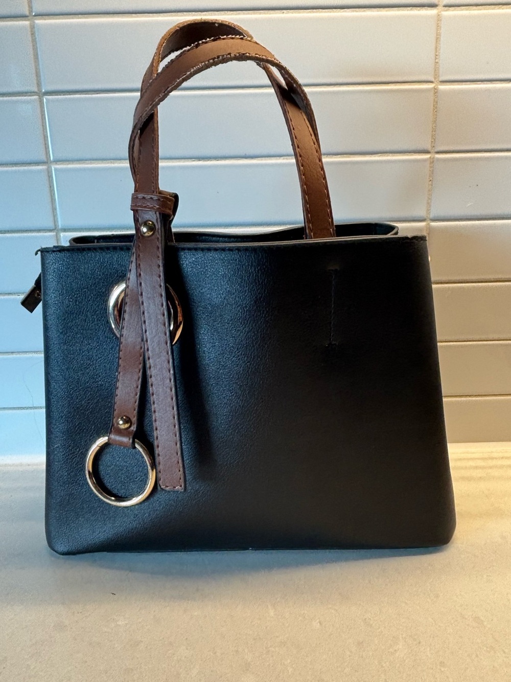 ♠️5/$25♠️Classic Black Tote with Brown Strap and Gold Rings